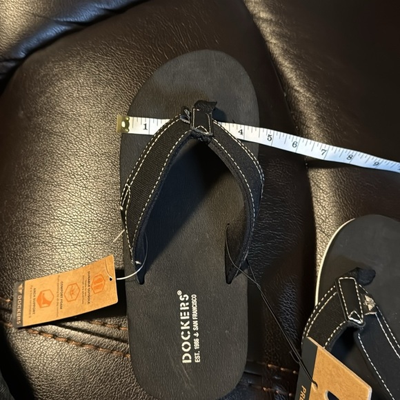 Dockers Mens Flip-Flops Black and White Small Size 7/8 New - Picture 12 of 14